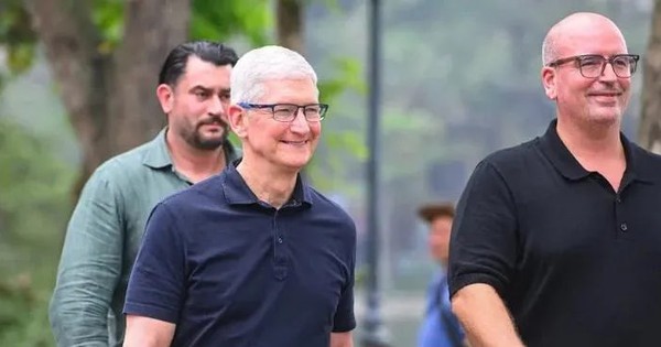 Truyền thông quốc tế đồng loạt bình luận về chuyến đi Việt Nam của Tim Cook