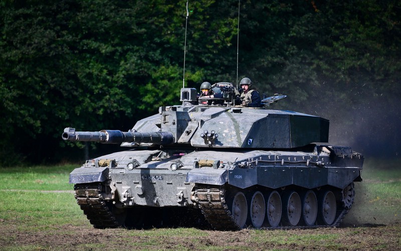 Sau một năm chiến tranh, NATO đã viện trợ quân sự bao nhiêu cho Ukraina?